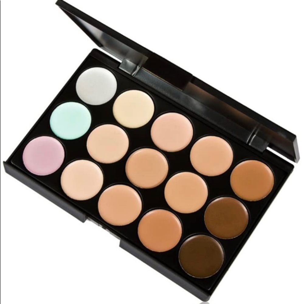 15 color contour and concealer palette.